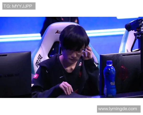 热议FPX在CSGO与S15赛季LOL中的节奏变革与战术创新 热议FPX在CSGO与S15赛季LOL中的节奏变革与战术创新